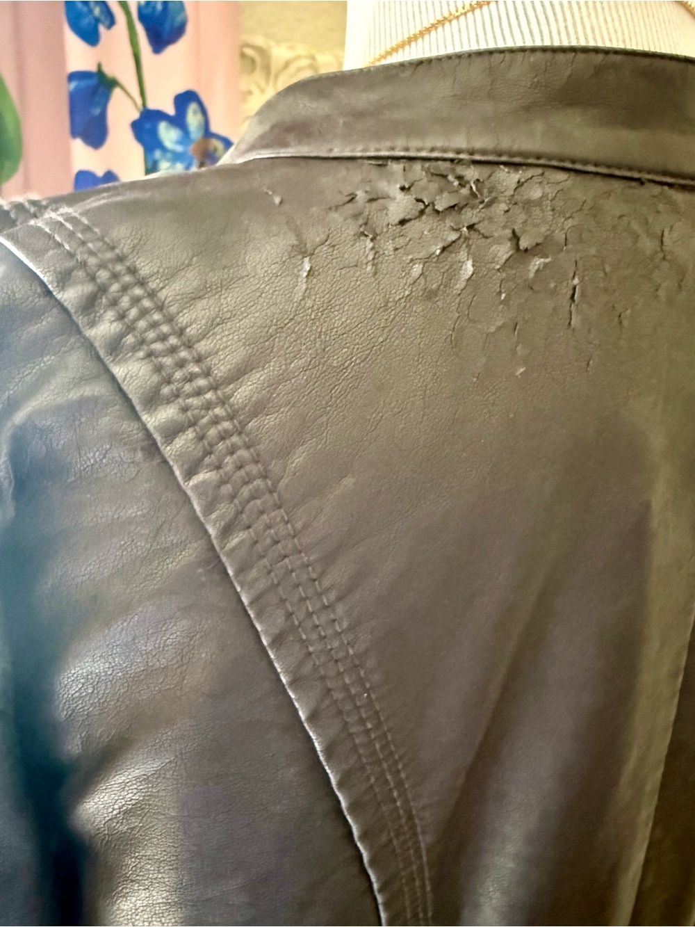 Express Black Leather Jacket – Size Large - Picture 6 of 9